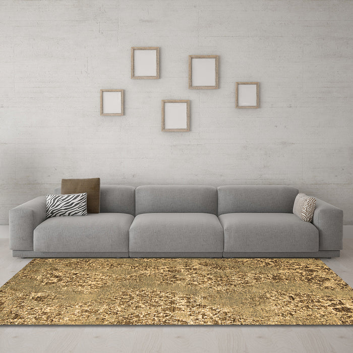 Machine Washable Abstract Brown Modern Rug in a Living Room,, wshabs5378brn