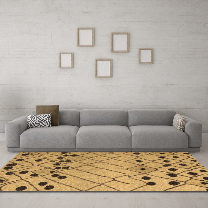 Machine Washable Abstract Brown Modern Rug in a Living Room,, wshabs5384brn