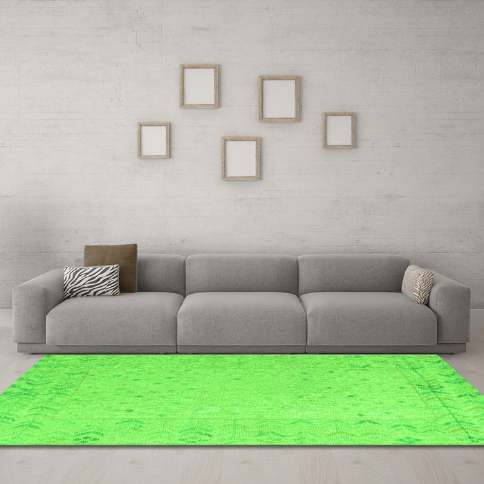 Machine Washable Solid Green Modern Area Rugs in a Living Room,, wshabs5385grn