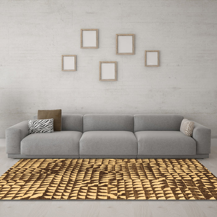 Machine Washable Abstract Brown Modern Rug in a Living Room,, wshabs5386brn