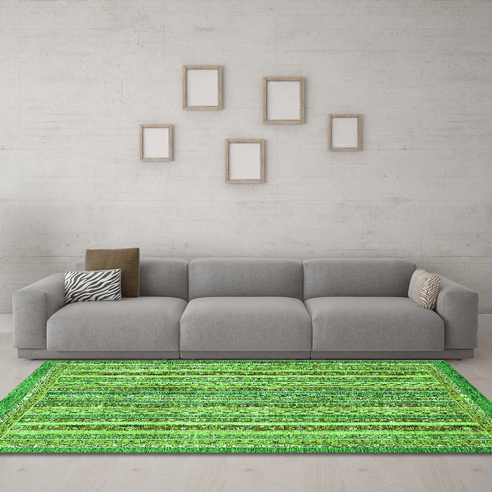 Machine Washable Abstract Green Modern Area Rugs in a Living Room,, wshabs539grn