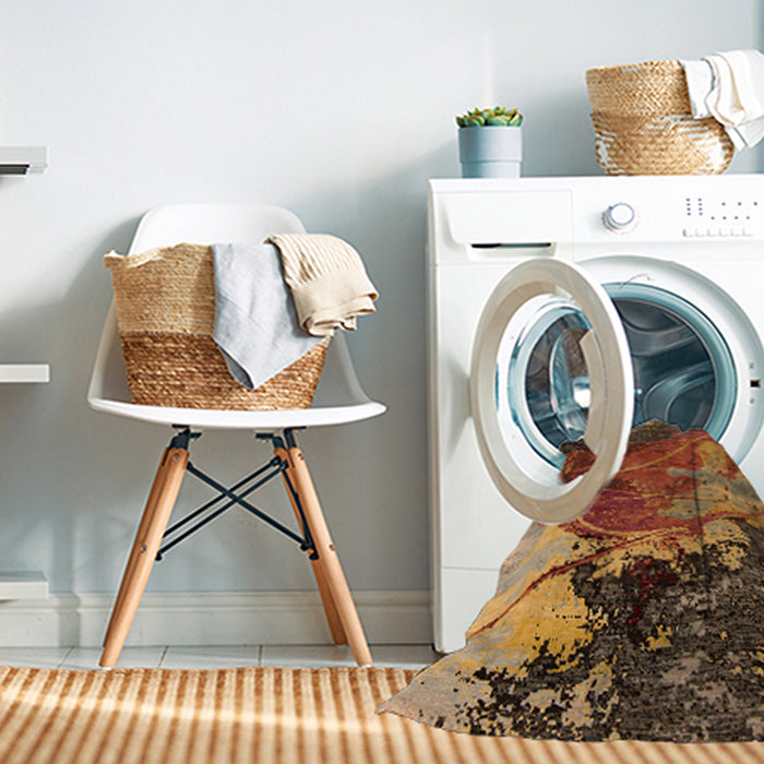 Machine Washable Abstract Saffron Red Rug in a Washing Machine, wshabs5400