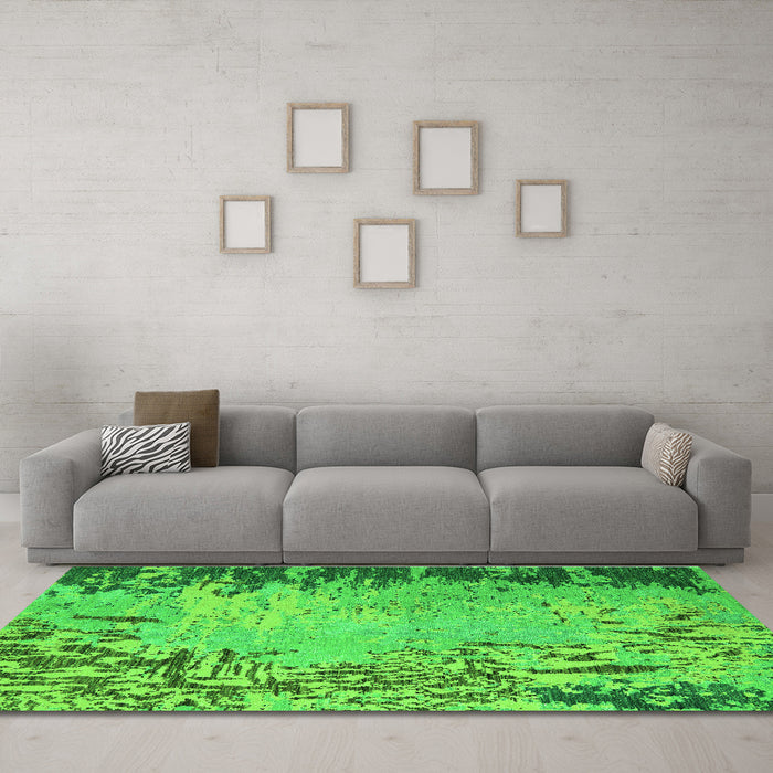 Machine Washable Abstract Green Modern Area Rugs in a Living Room,, wshabs5405grn