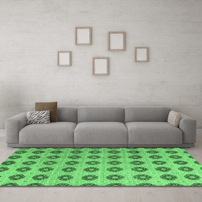 Machine Washable Abstract Emerald Green Modern Area Rugs in a Living Room,, wshabs5410emgrn