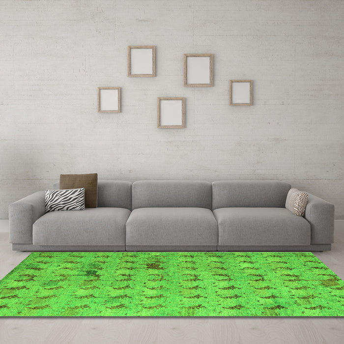 Machine Washable Abstract Green Modern Area Rugs in a Living Room,, wshabs5425grn