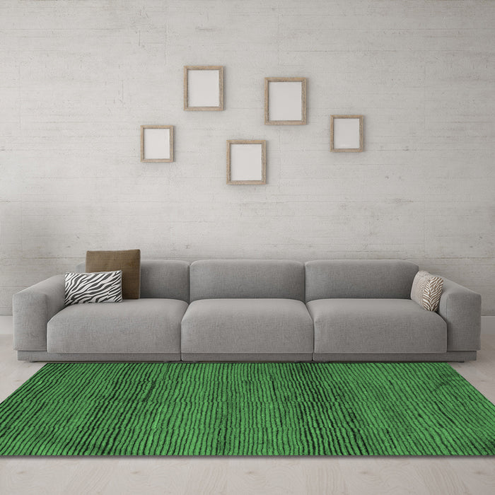 Machine Washable Abstract Emerald Green Modern Area Rugs in a Living Room,, wshabs5426emgrn