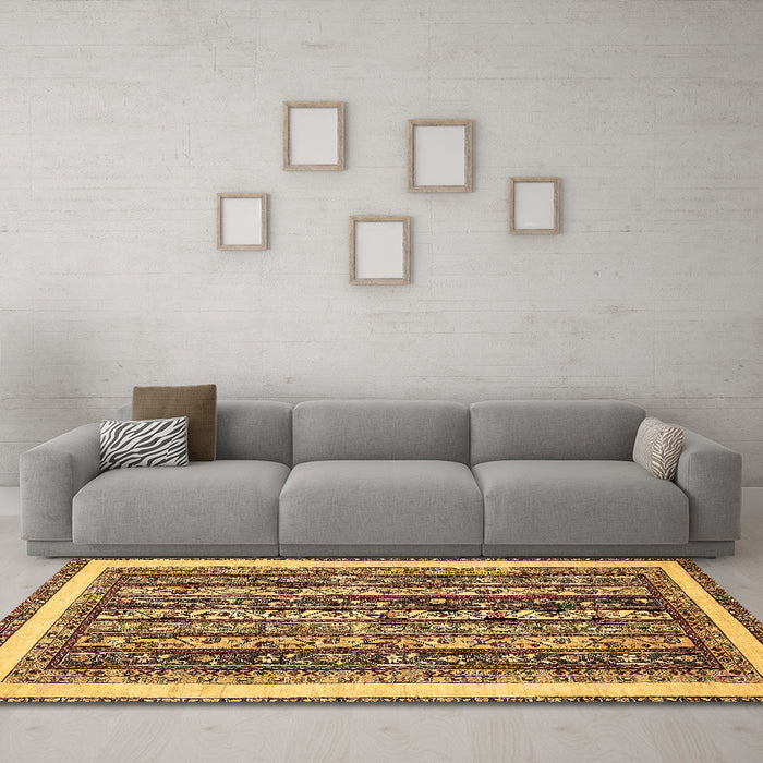Machine Washable Abstract Brown Modern Rug in a Living Room,, wshabs542brn