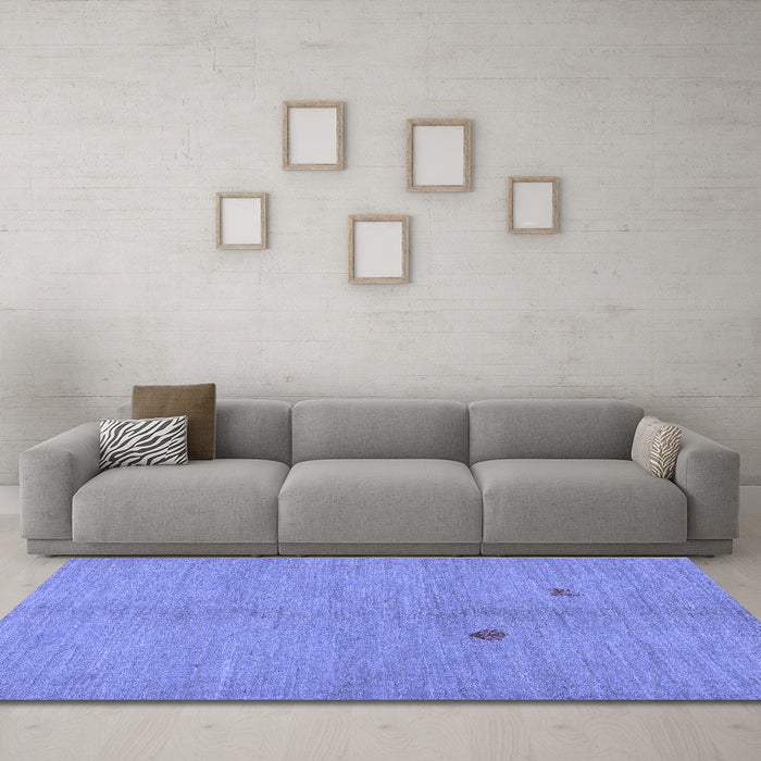 Machine Washable Abstract Blue Modern Rug in a Living Room, wshabs5432blu