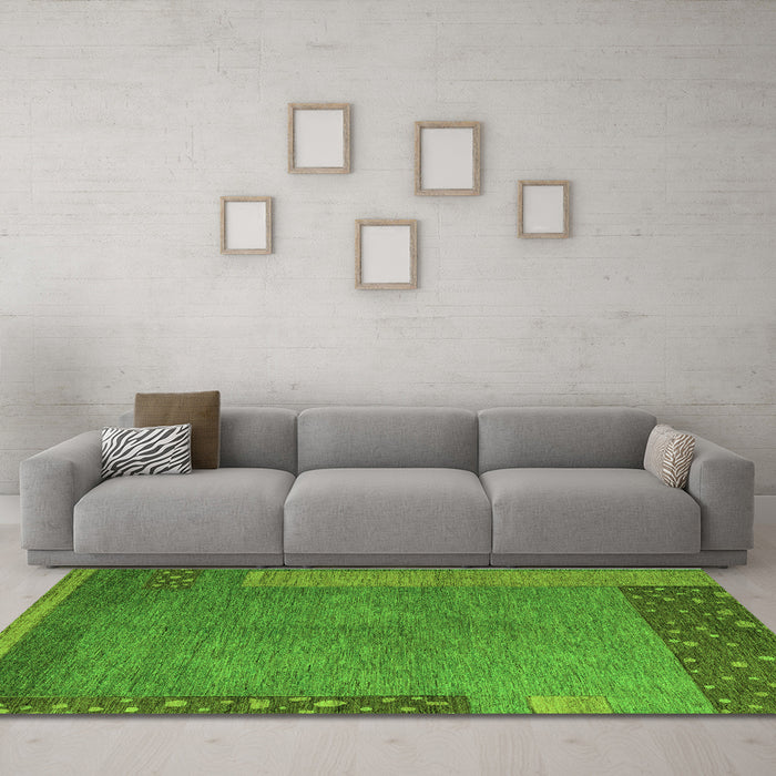 Machine Washable Abstract Green Modern Area Rugs in a Living Room,, wshabs5435grn