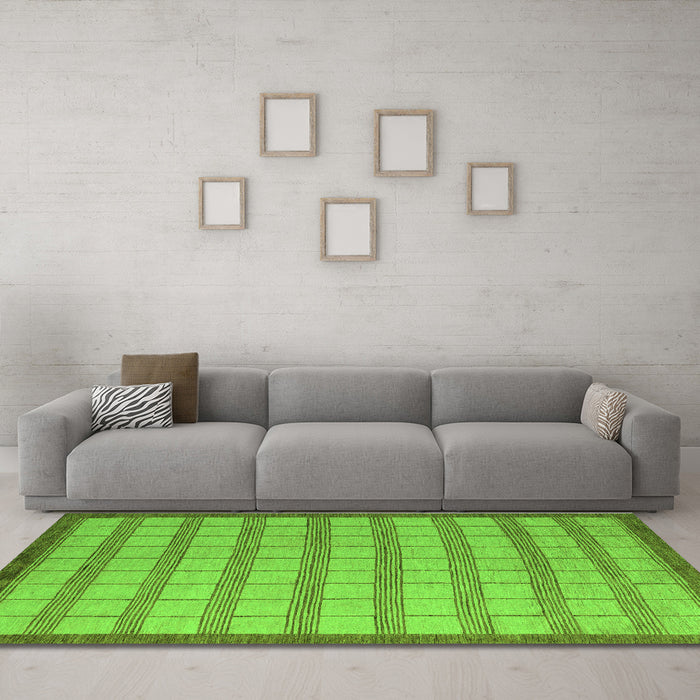 Machine Washable Checkered Green Modern Area Rugs in a Living Room,, wshabs5437grn