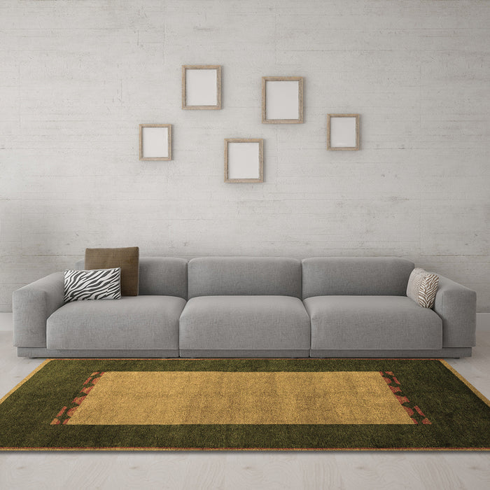 Machine Washable Abstract Brown Modern Rug in a Living Room,, wshabs5438brn