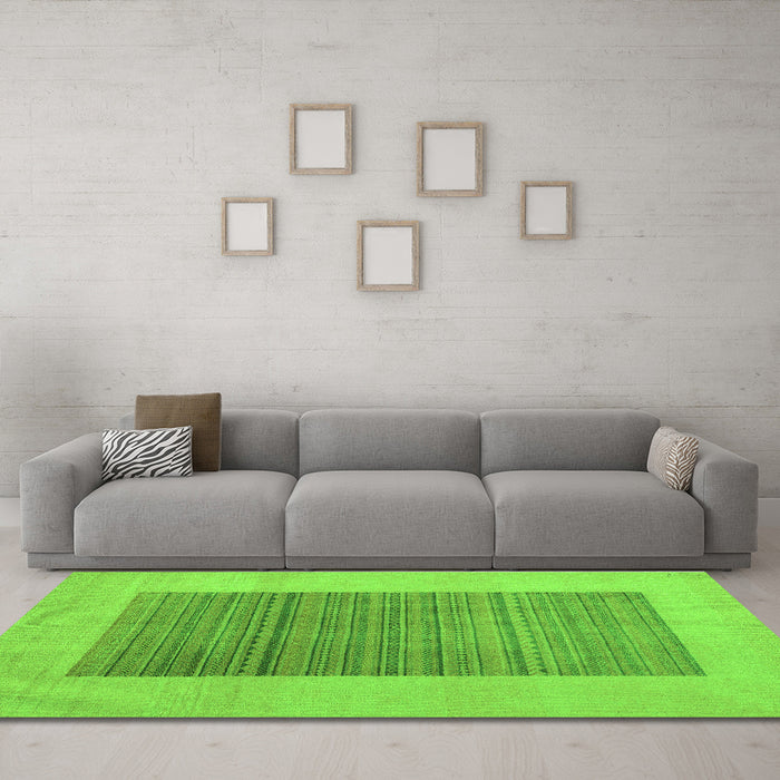 Machine Washable Abstract Green Modern Area Rugs in a Living Room,, wshabs5459grn