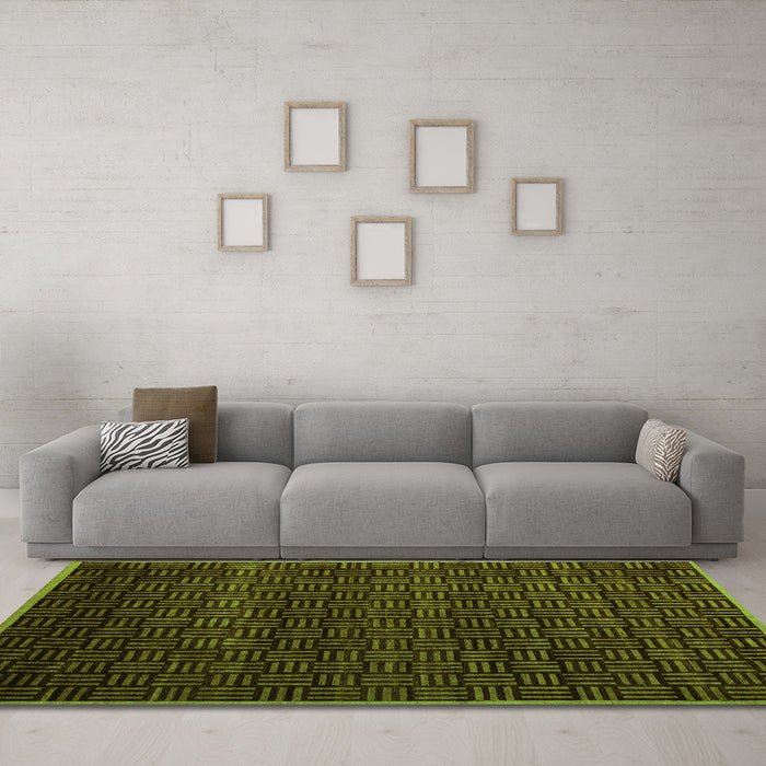 Machine Washable Abstract Green Modern Area Rugs in a Living Room,, wshabs5461grn