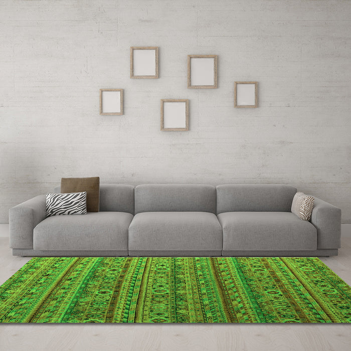 Machine Washable Abstract Green Modern Area Rugs in a Living Room,, wshabs5465grn