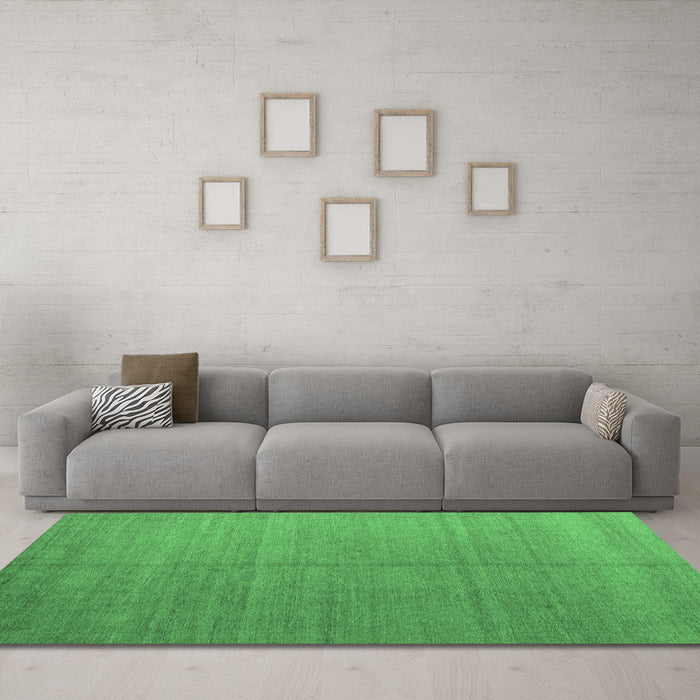 Machine Washable Abstract Emerald Green Modern Area Rugs in a Living Room,, wshabs5466emgrn