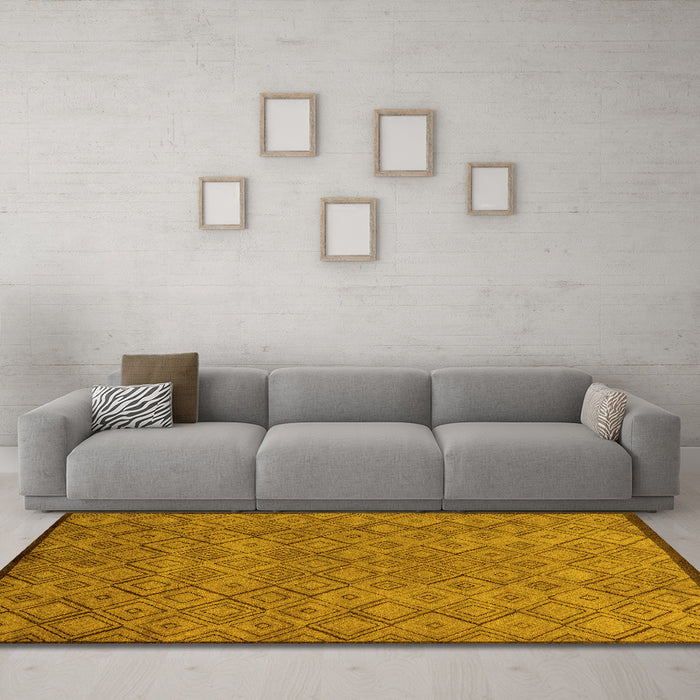 Machine Washable Abstract Yellow Modern Rug in a Living Room, wshabs5475yw