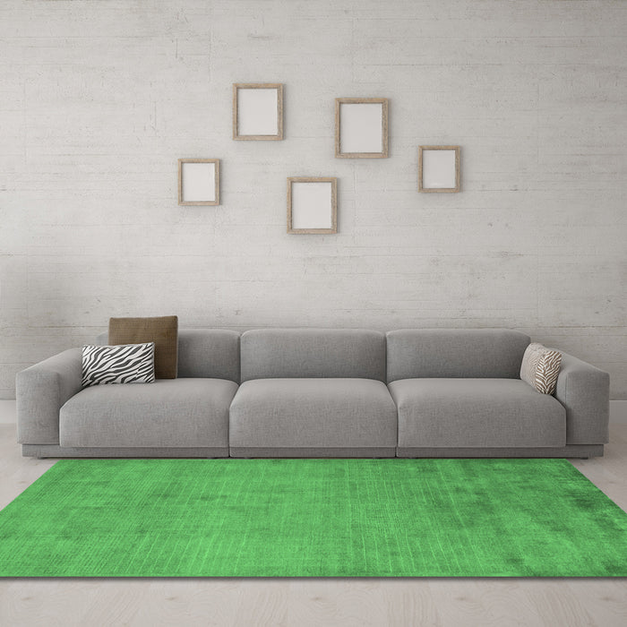 Machine Washable Abstract Emerald Green Modern Area Rugs in a Living Room,, wshabs5477emgrn