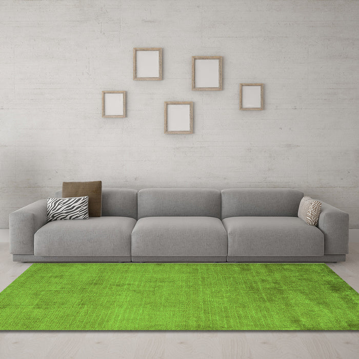 Machine Washable Abstract Green Modern Area Rugs in a Living Room,, wshabs5477grn