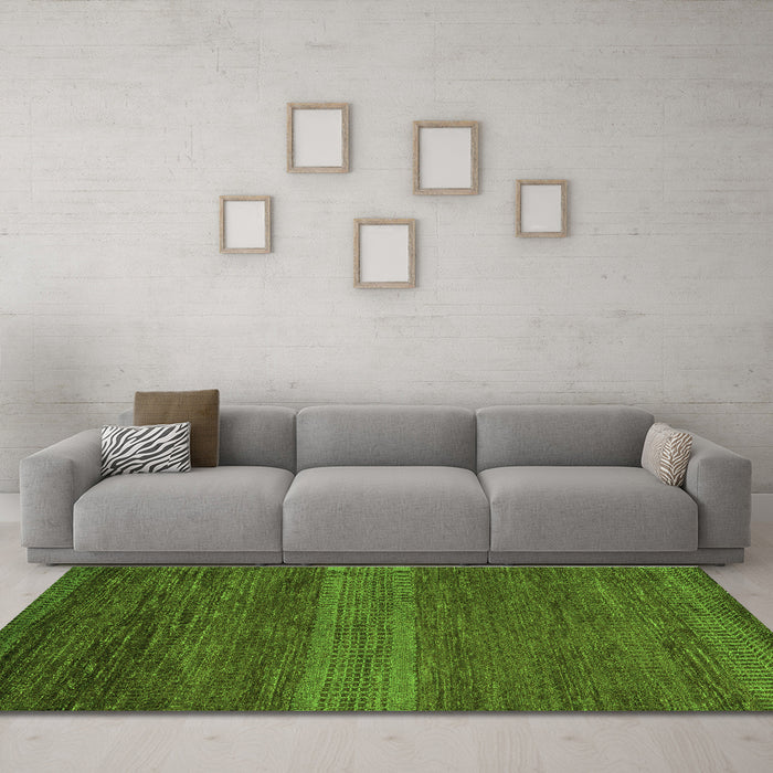 Machine Washable Abstract Green Modern Area Rugs in a Living Room,, wshabs5493grn