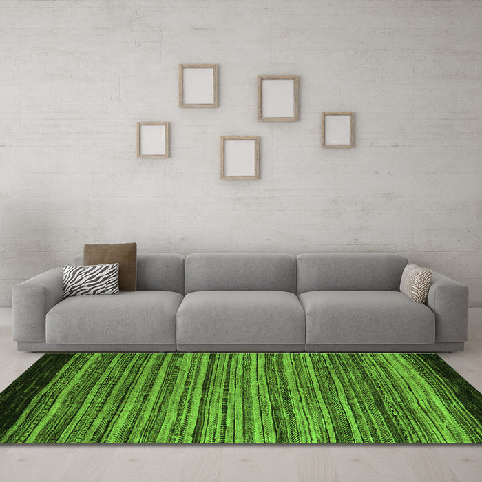 Machine Washable Abstract Green Modern Area Rugs in a Living Room,, wshabs5501grn