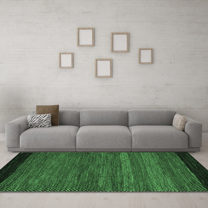 Machine Washable Oriental Emerald Green Modern Area Rugs in a Living Room,, wshabs5505emgrn