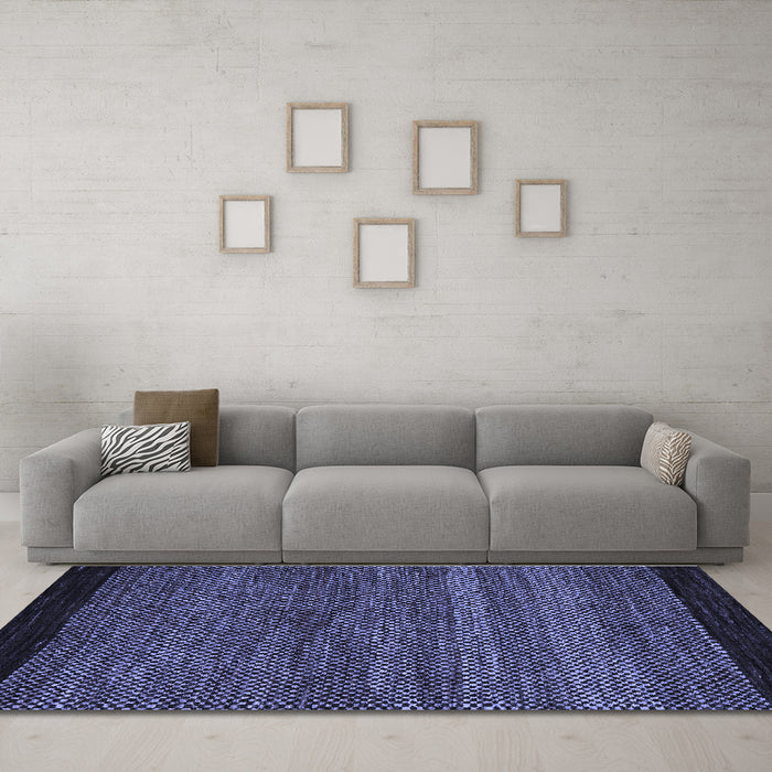 Machine Washable Oriental Blue Modern Rug in a Living Room, wshabs5505blu