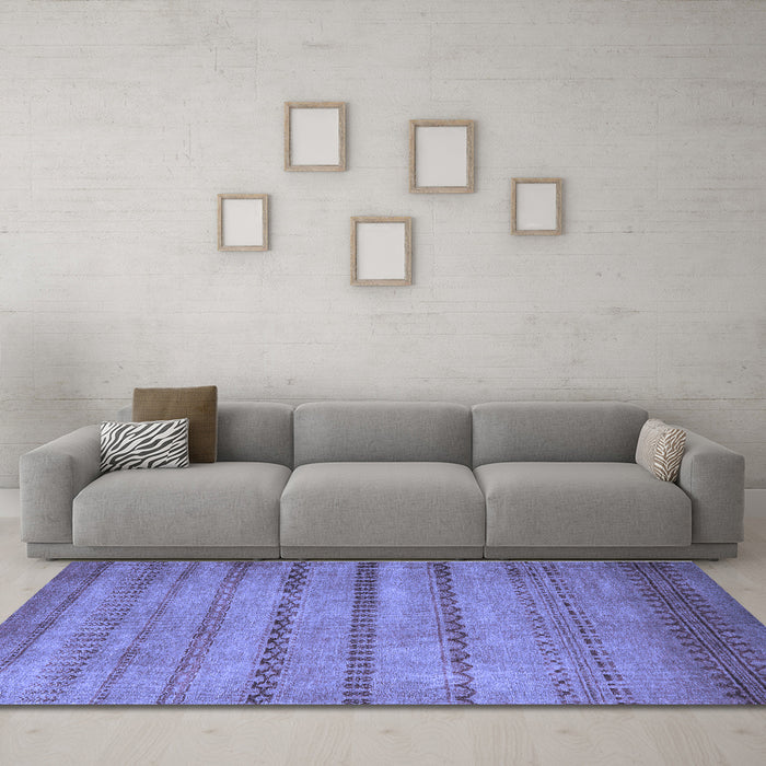Machine Washable Oriental Blue Modern Rug in a Living Room, wshabs5506blu