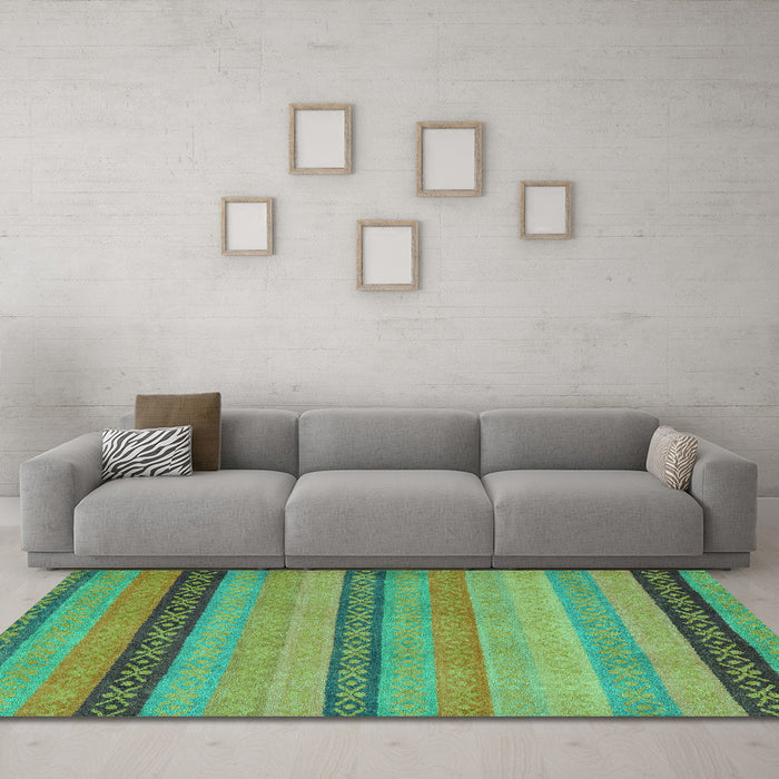 Machine Washable Oriental Turquoise Modern Area Rugs in a Living Room,, wshabs5513turq