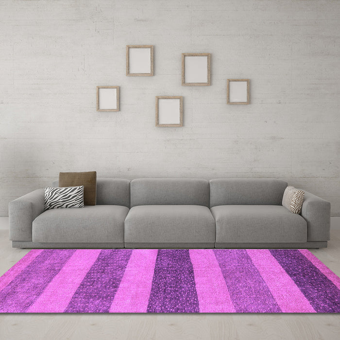 Machine Washable Oriental Purple Modern Area Rugs in a Living Room, wshabs5514pur