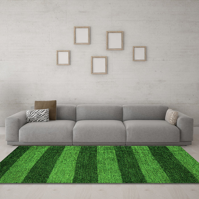 Machine Washable Oriental Green Modern Area Rugs in a Living Room,, wshabs5515grn
