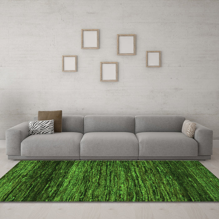 Machine Washable Oriental Green Modern Area Rugs in a Living Room,, wshabs5518grn