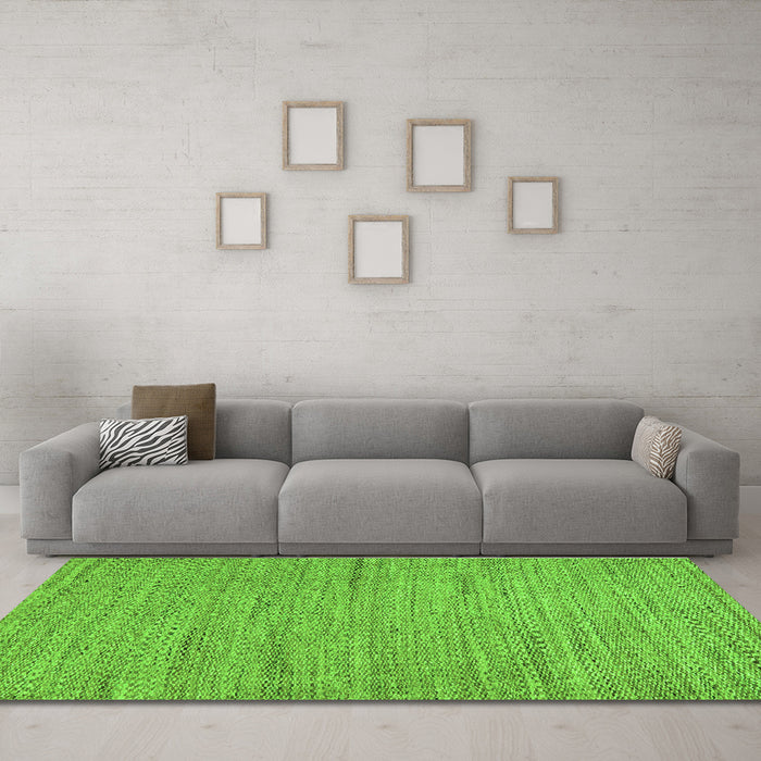 Machine Washable Oriental Green Modern Area Rugs in a Living Room,, wshabs5521grn