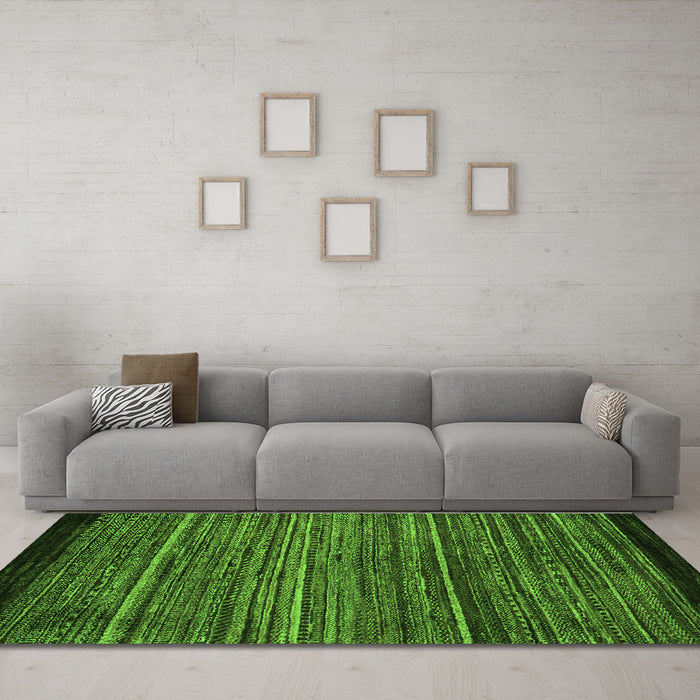Machine Washable Oriental Green Modern Area Rugs in a Living Room,, wshabs5522grn