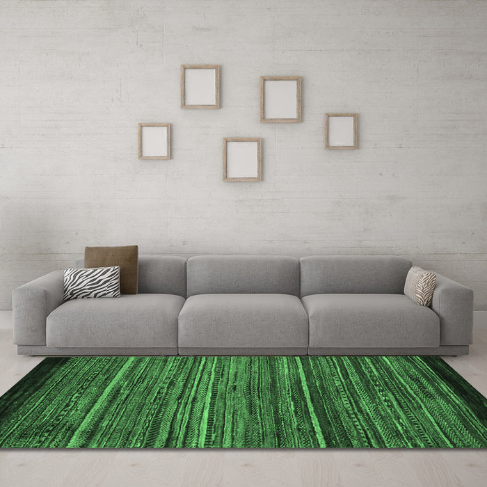 Machine Washable Oriental Emerald Green Modern Area Rugs in a Living Room,, wshabs5522emgrn