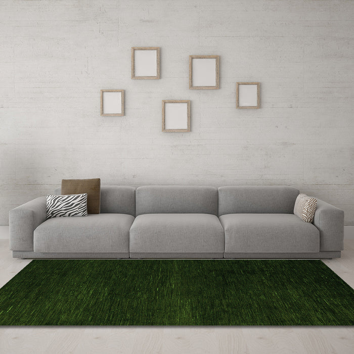 Machine Washable Abstract Green Modern Area Rugs in a Living Room,, wshabs5541grn