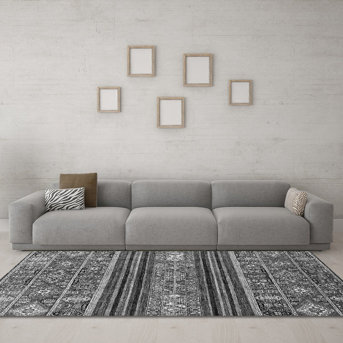 Machine Washable Abstract Gray Modern Rug in a Living Room,, wshabs554gry