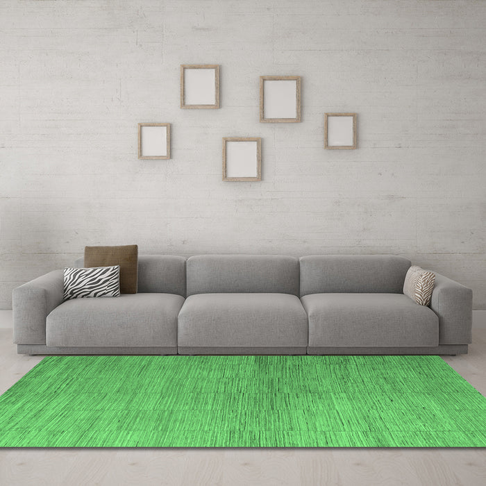 Machine Washable Abstract Emerald Green Modern Area Rugs in a Living Room,, wshabs5557emgrn