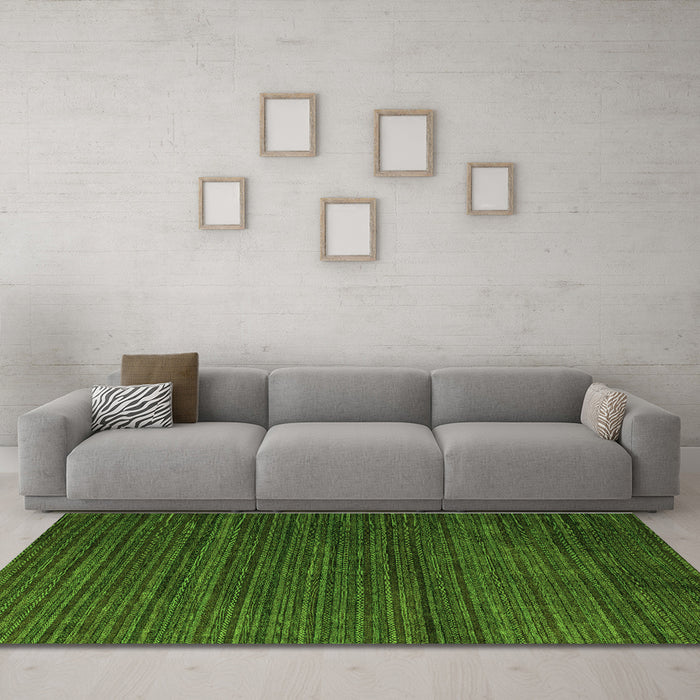 Machine Washable Abstract Green Modern Area Rugs in a Living Room,, wshabs5558grn