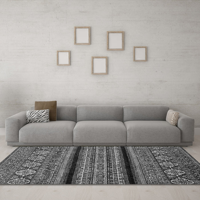 Machine Washable Abstract Gray Modern Rug in a Living Room,, wshabs555gry