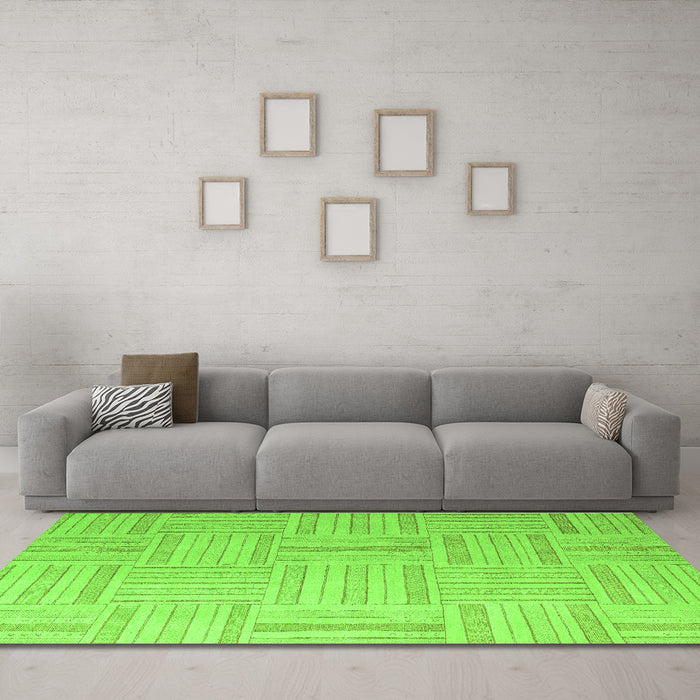 Machine Washable Checkered Green Modern Area Rugs in a Living Room,, wshabs5565grn