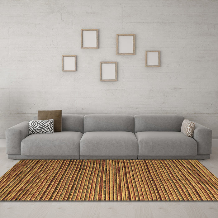 Machine Washable Abstract Brown Modern Rug in a Living Room,, wshabs5566brn