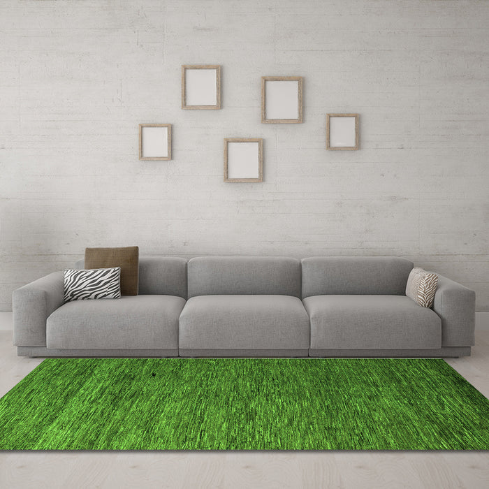 Machine Washable Abstract Green Modern Area Rugs in a Living Room,, wshabs5569grn
