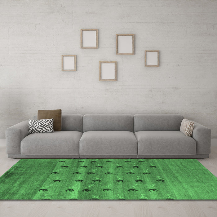 Machine Washable Abstract Emerald Green Modern Area Rugs in a Living Room,, wshabs5579emgrn