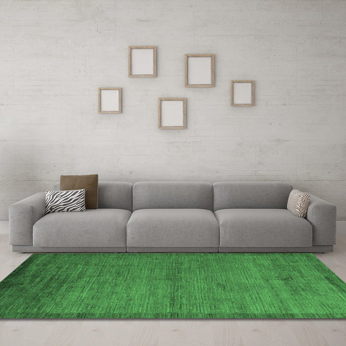 Machine Washable Abstract Emerald Green Modern Area Rugs in a Living Room,, wshabs5580emgrn