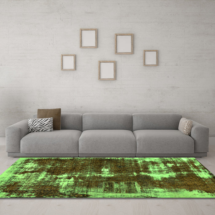 Machine Washable Abstract Green Modern Area Rugs in a Living Room,, wshabs5597grn