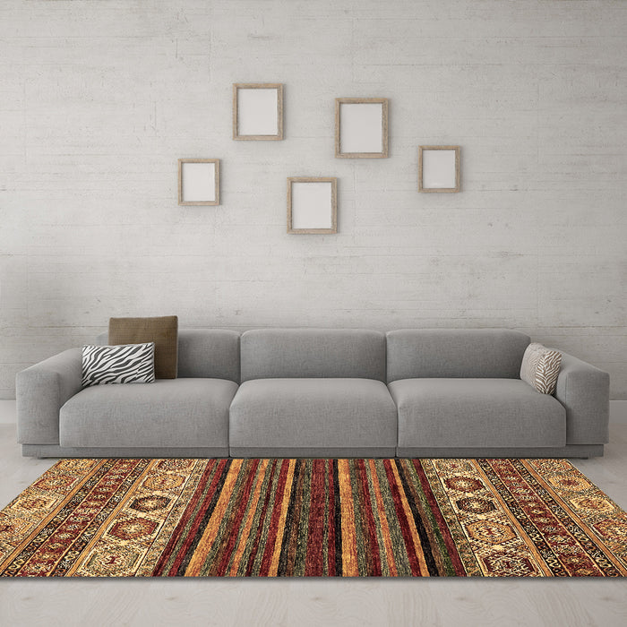 Machine Washable Abstract Brown Modern Rug in a Living Room,, wshabs559brn