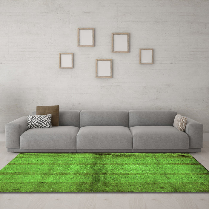 Machine Washable Abstract Green Modern Area Rugs in a Living Room,, wshabs5600grn