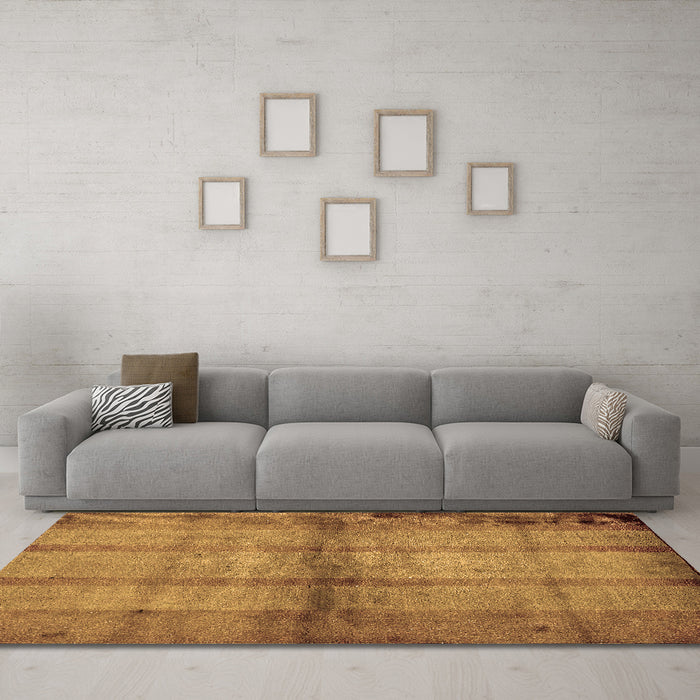 Machine Washable Abstract Brown Modern Rug in a Living Room,, wshabs5600brn