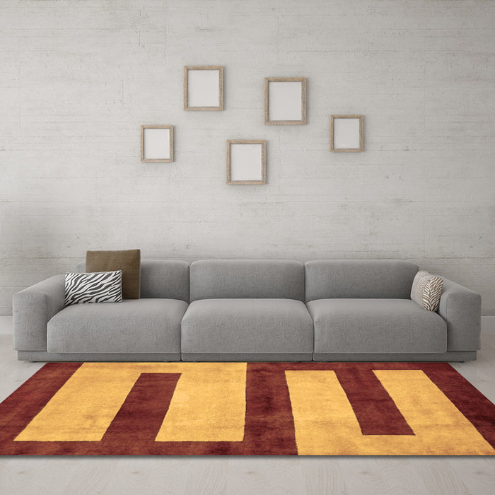 Machine Washable Abstract Brown Modern Rug in a Living Room,, wshabs5601brn
