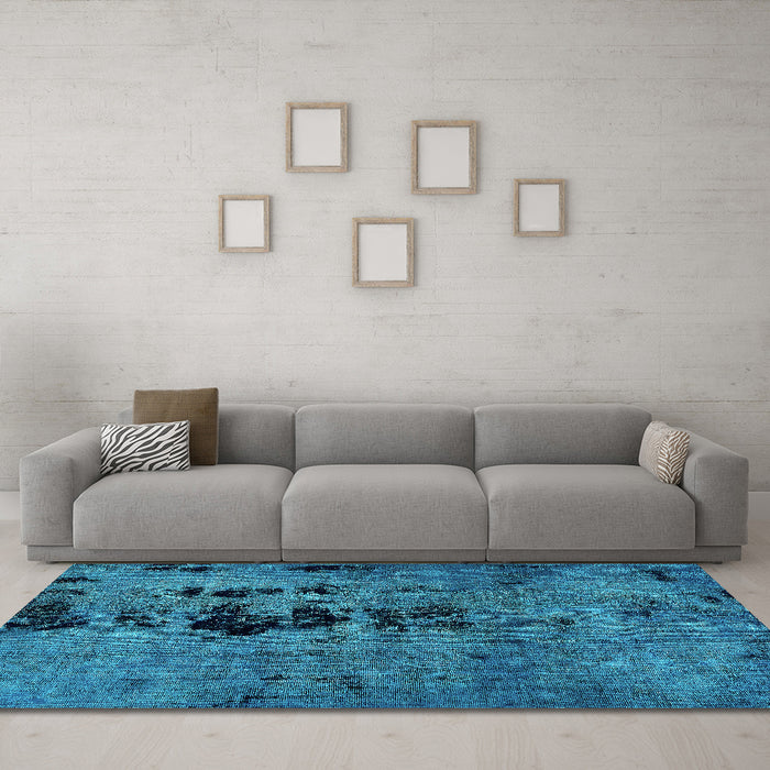 Machine Washable Oriental Turquoise Modern Area Rugs in a Living Room,, wshabs5603turq
